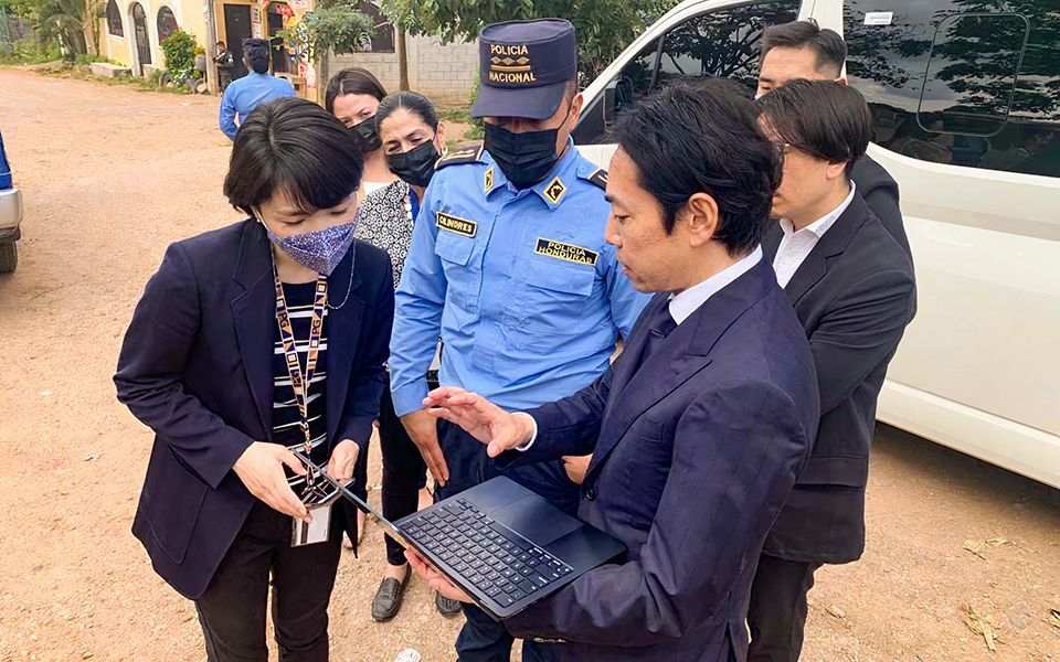 Police patrols in Honduras using Crime Nabi for security