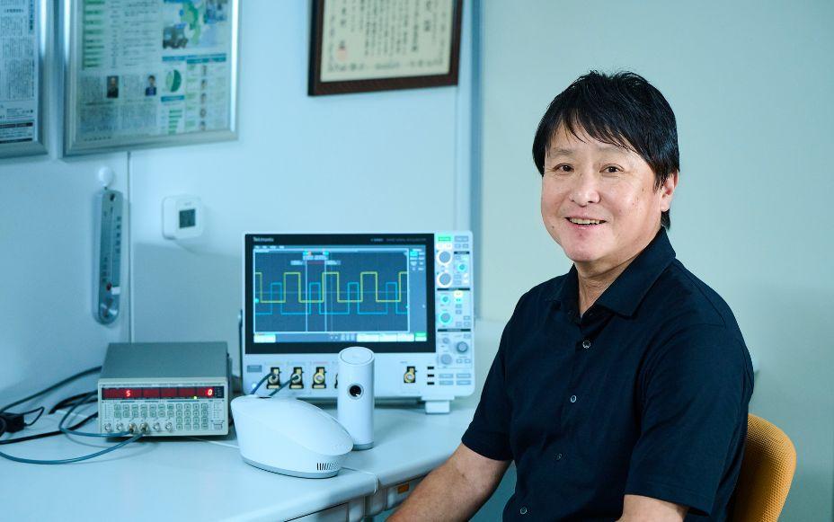 A Painless Blood Glucose Sensor Built on Advanced Laser Technology