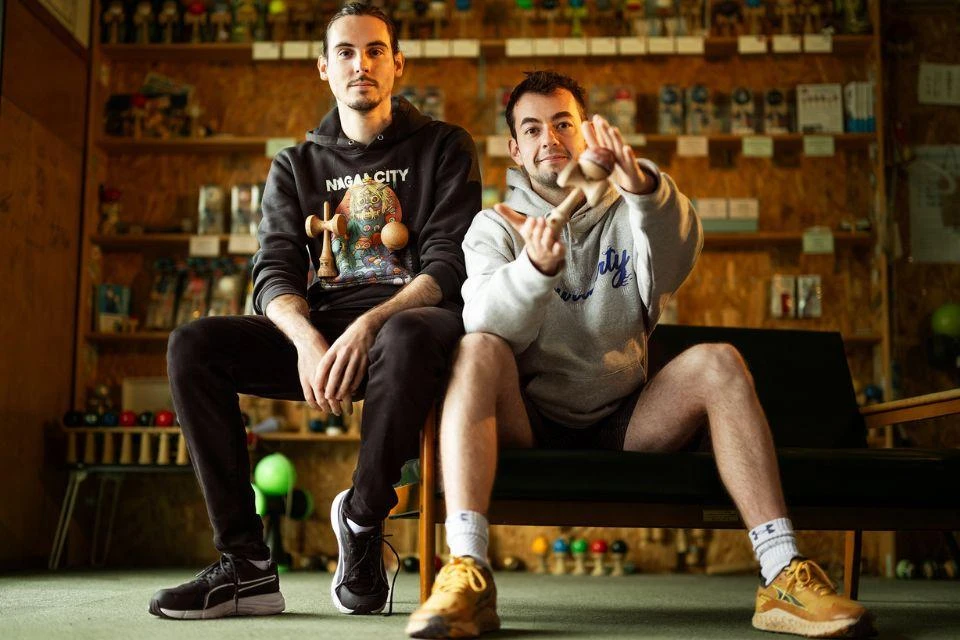 Shelby Brown (left) and Lyndon Whalen, two expert kendama players